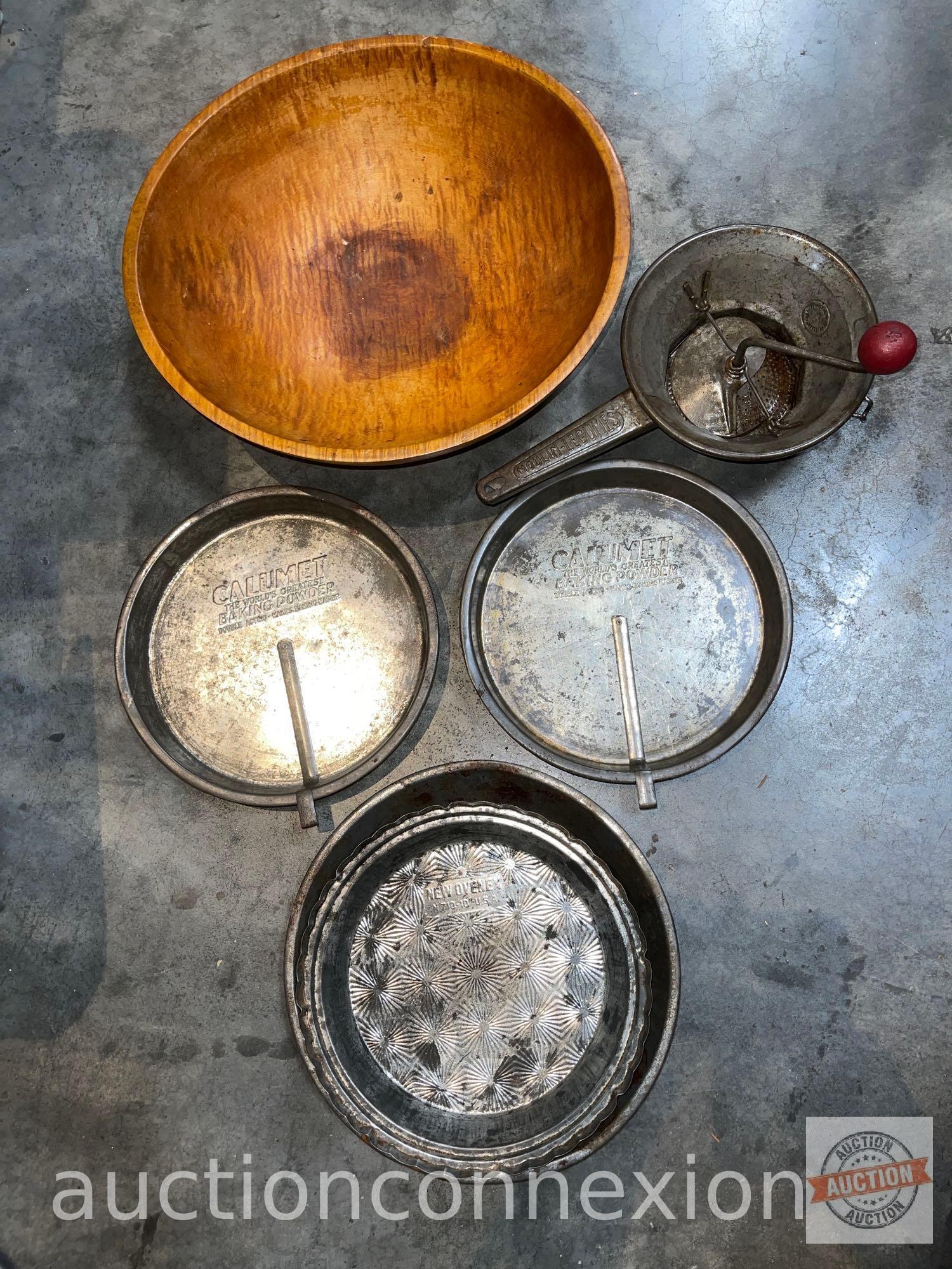 Vintage Kitchenware - Large wooden bowl, baking pans and Moulin juicer