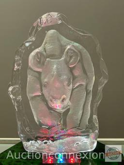 Shayrich etched crystal sculpture, Rhino