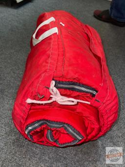 Sleeping bag, red