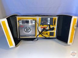 Vintage Kodak camera - Brownie Fiesta in orib. box