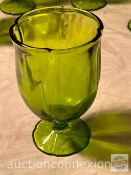 Vintage Green stemmed Glassware, 8