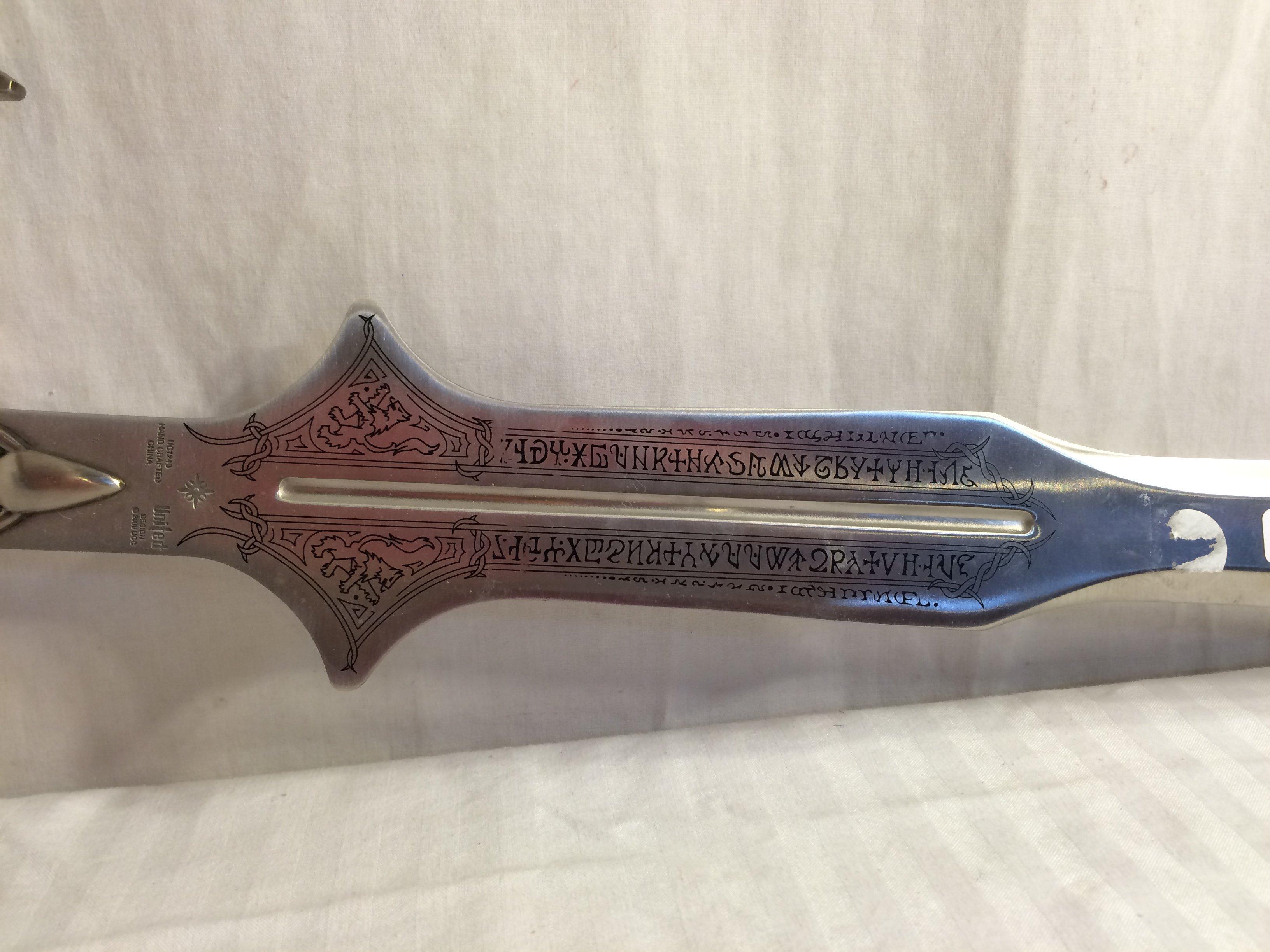 Collector Kit Rae Elexorien Sword of War UC1240 Fantasy Sword Overall Size 38.1/2" Long