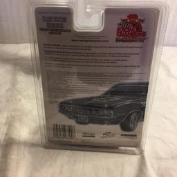 Collector NIP Nascar Racing Champions Mint Classic Die Cast 1/64 Scale Car '69 Chevy Corvette"