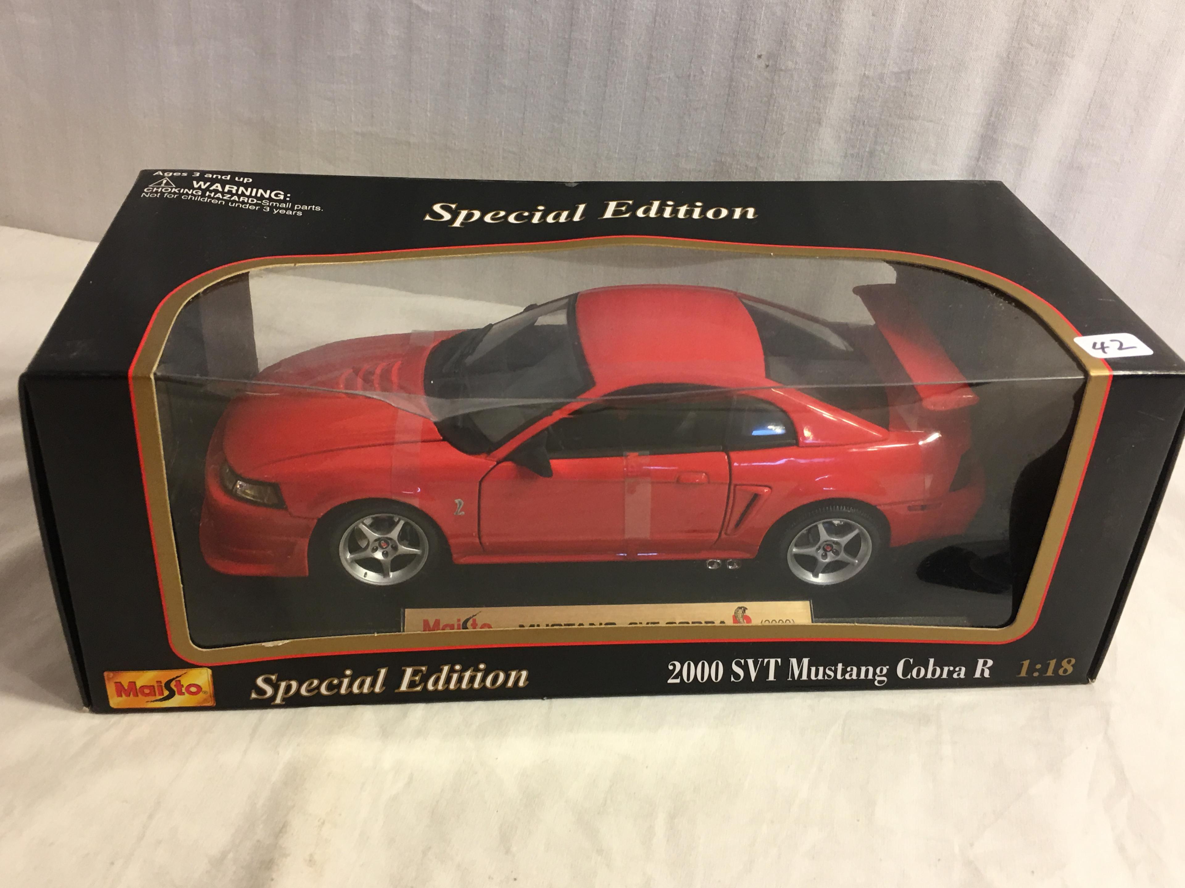 Collector  New Maisto 2000 Mustang SVT Cobra R  Special Edition 1:18 Scale DieCast Red Metal Car