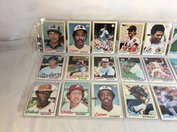 Lot of 18 Pcs Collector Vintage  MLB Baseball  Sport Trading Assorted Cards & Players - See Photos