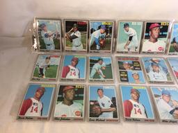 Lot of 18 Pcs Collector Vintage  MLB Baseball  Sport Trading Assorted Cards & Players - See Photos