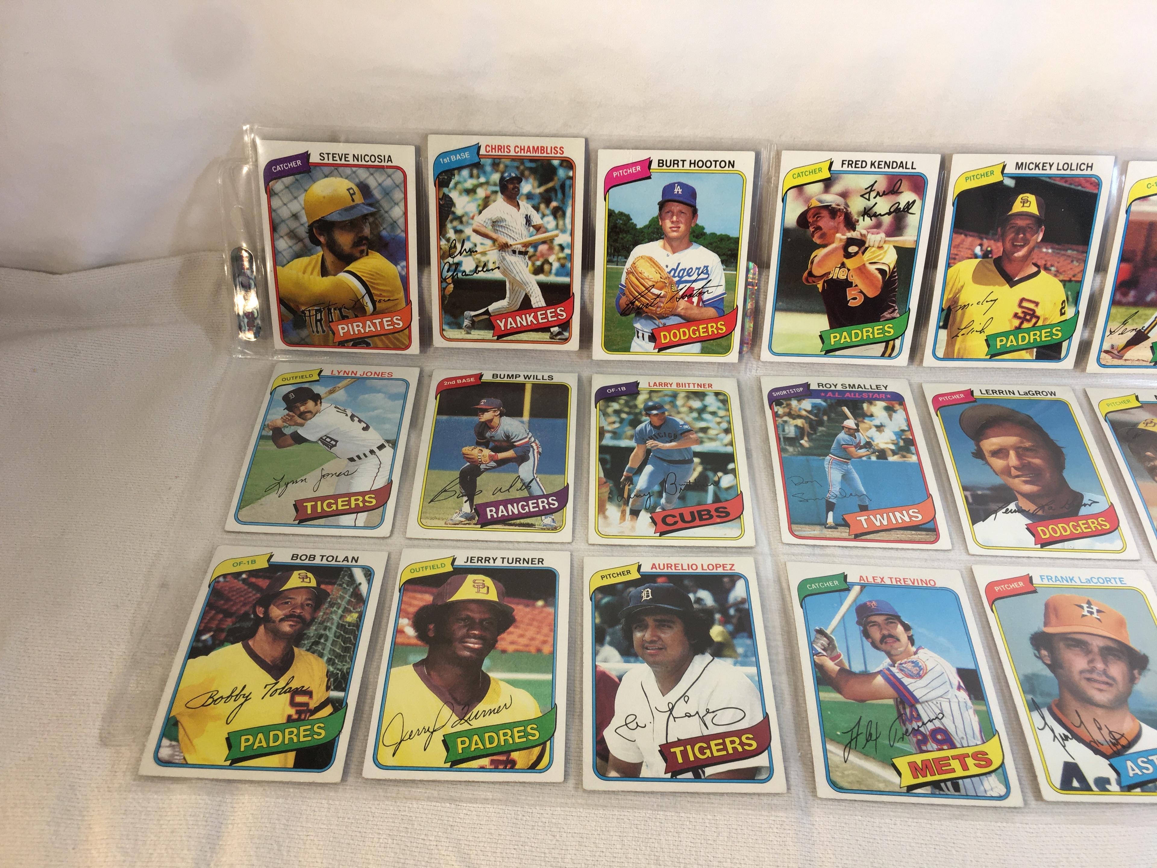 Lot of 18 Pcs Collector Vintage  MLB Baseball  Sport Trading Assorted Cards & Players - See Photos