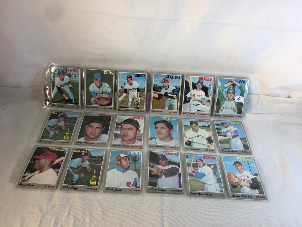 Lot of 18 Pcs Collector Vintage  MLB Baseball  Sport Trading Assorted Cards & Players - See Photos