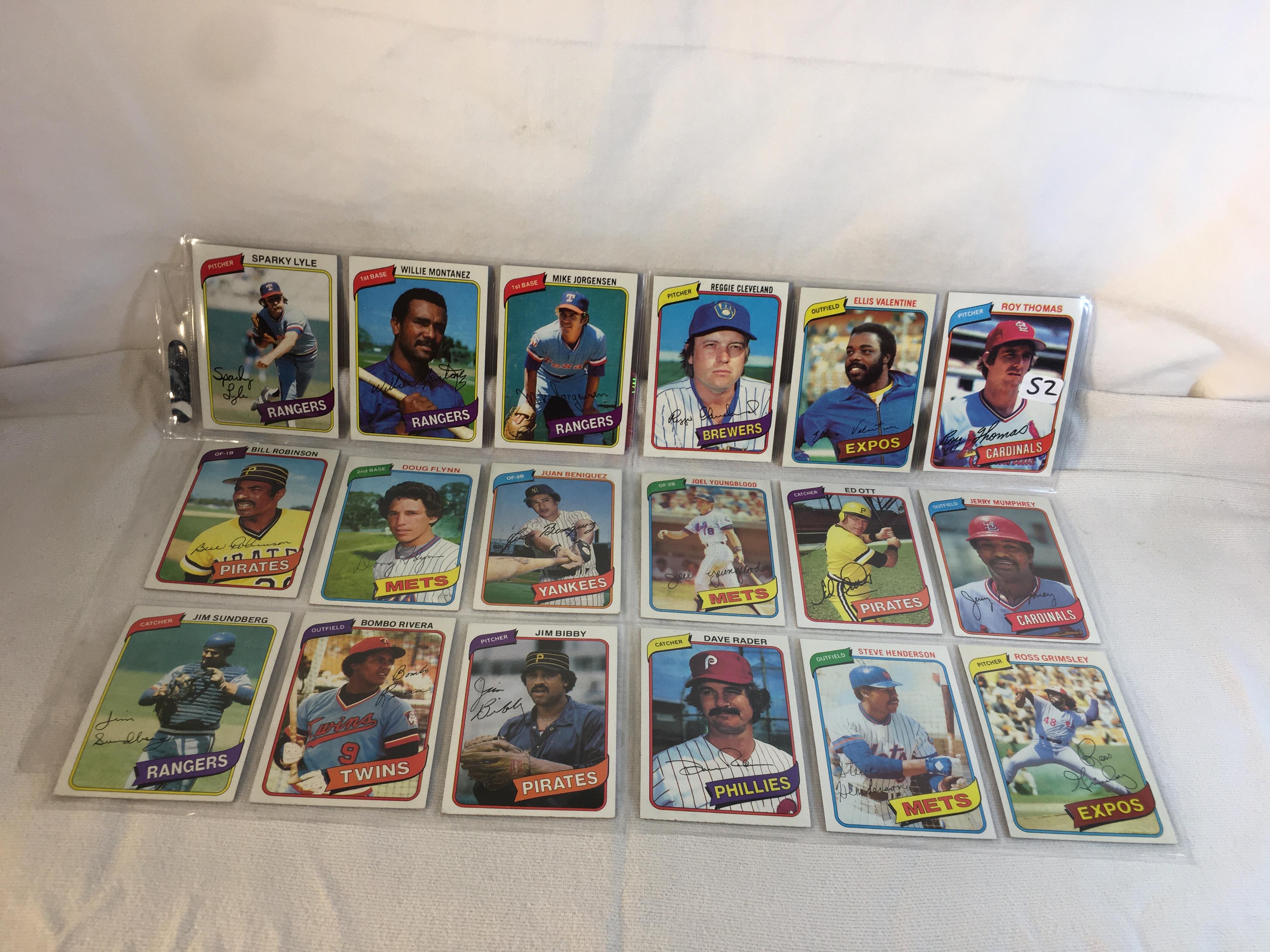 Lot of 18 Pcs Collector Vintage  MLB Baseball  Sport Trading Assorted Cards & Players - See Photos