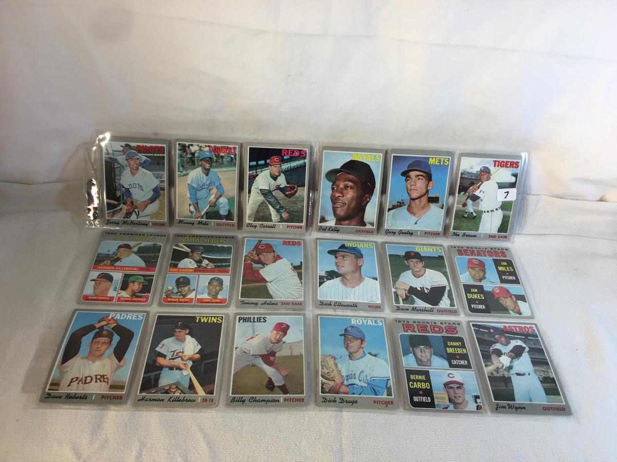 Lot of 18 Pcs Collector Vintage  MLB Baseball  Sport Trading Assorted Cards & Players - See Photos