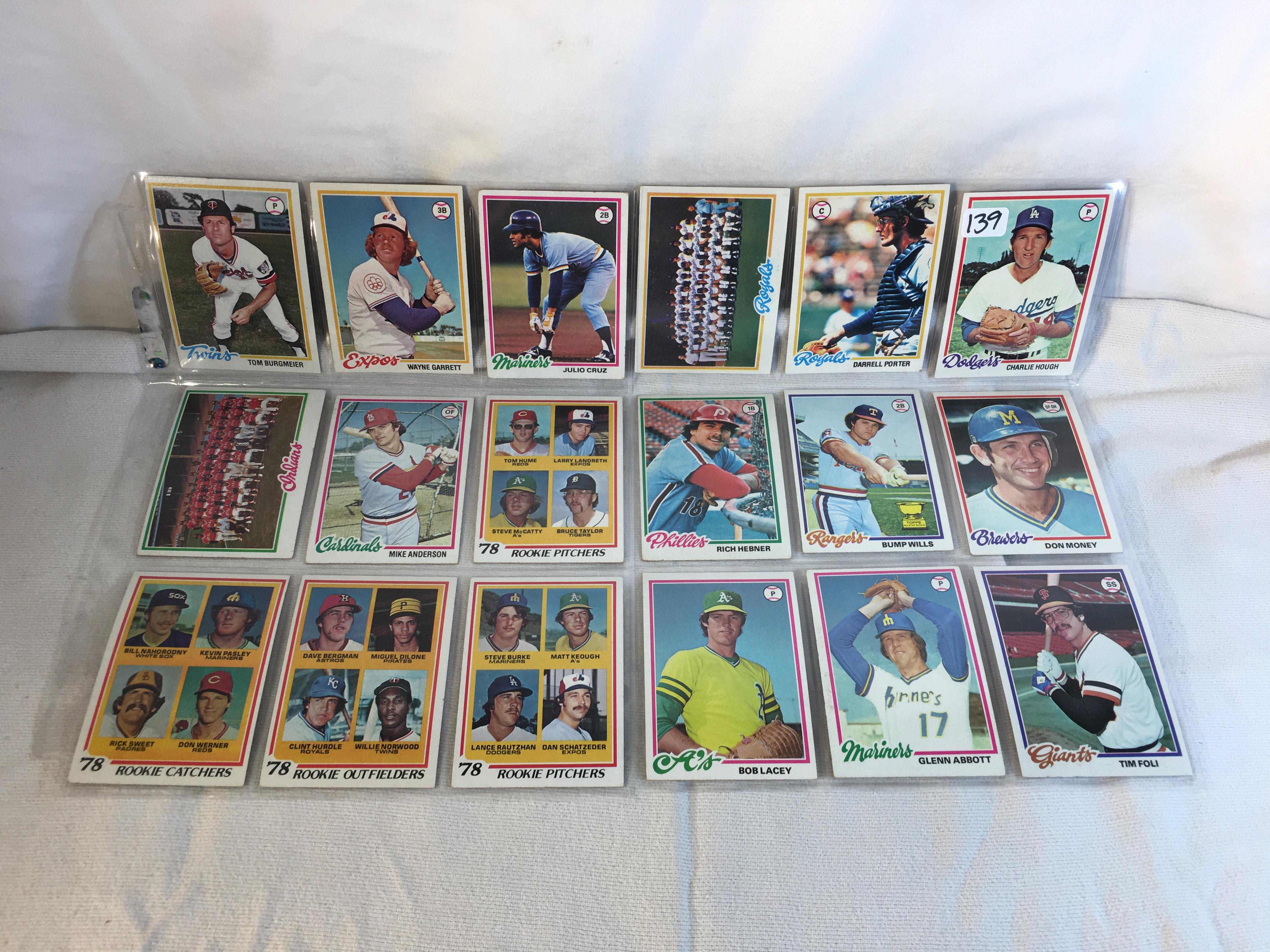 Lot of 18 Pcs Collector Vintage  MLB Baseball  Sport Trading Assorted Cards & Players - See Photos