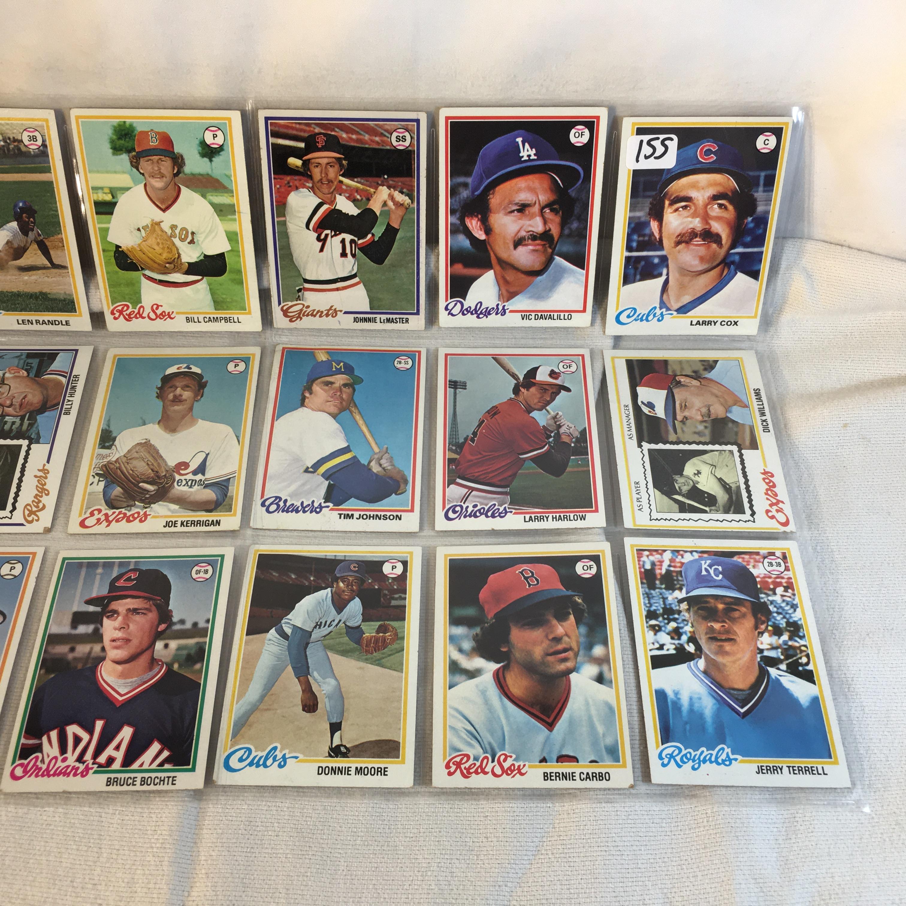 Lot of 18 Pcs Collector Vintage  MLB Baseball  Sport Trading Assorted Cards & Players - See Photos