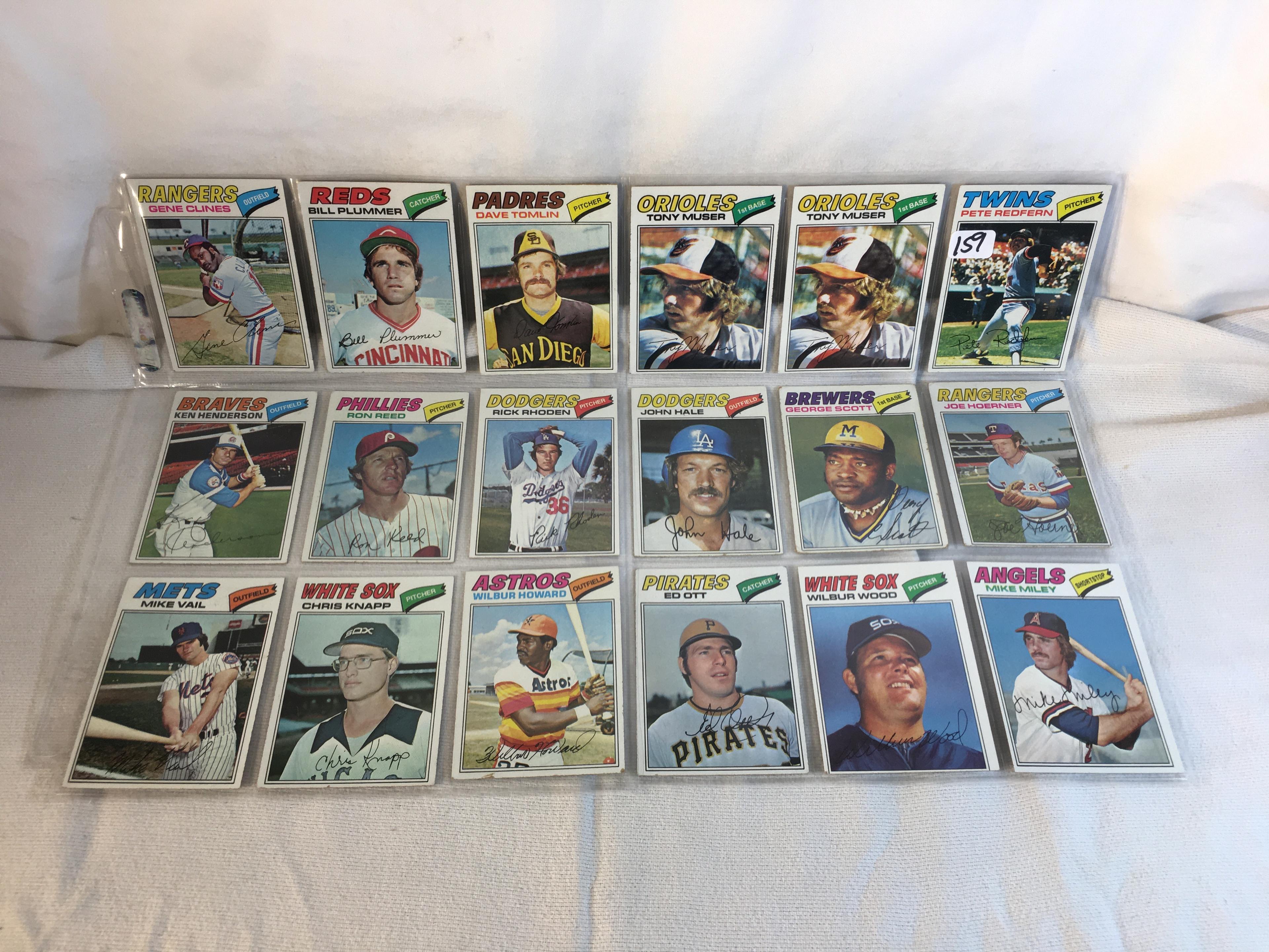 Lot of 18 Pcs Collector Vintage  MLB Baseball  Sport Trading Assorted Cards & Players - See Photos