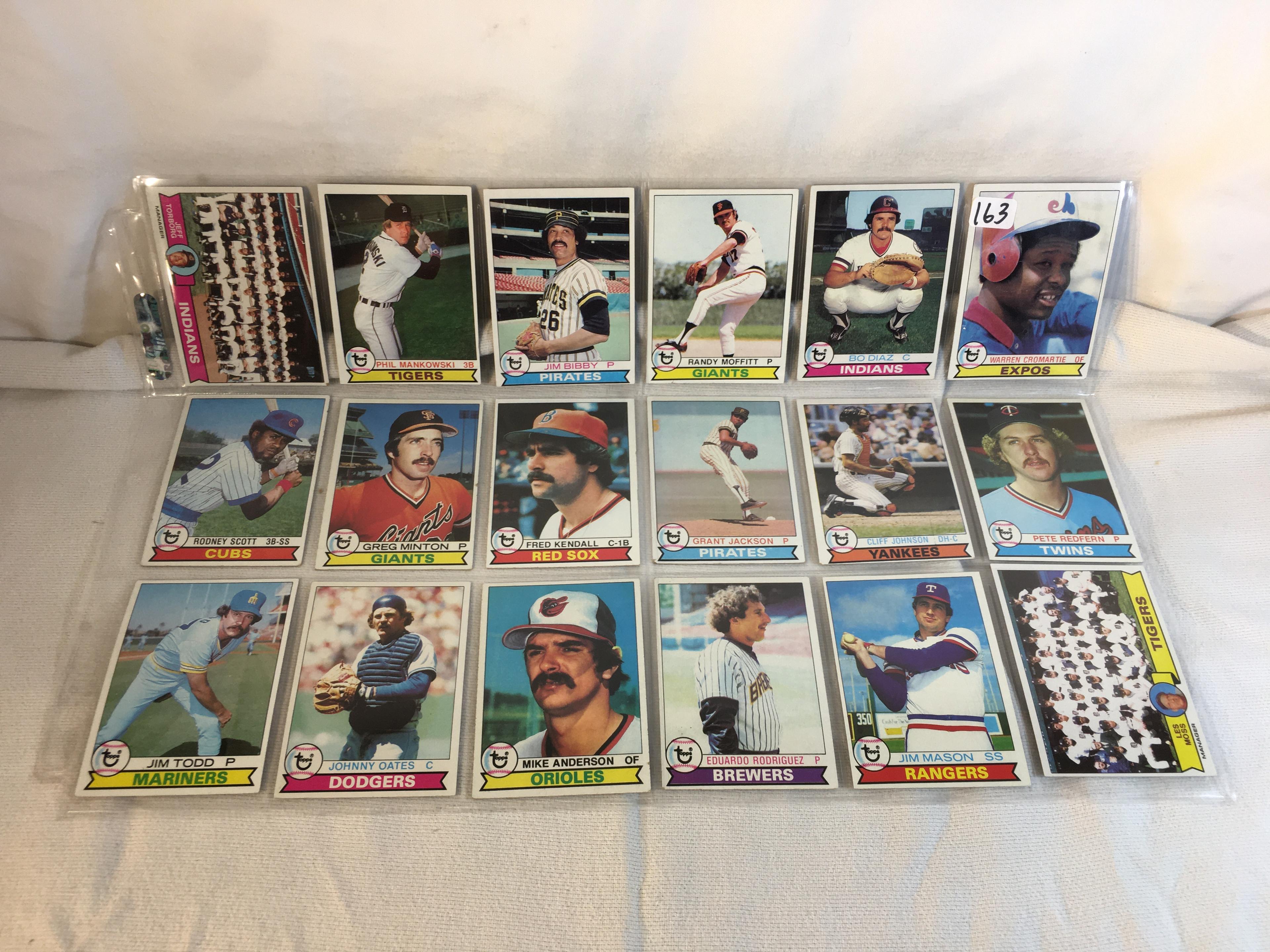 Lot of 18 Pcs Collector Vintage  MLB Baseball  Sport Trading Assorted Cards & Players - See Photos