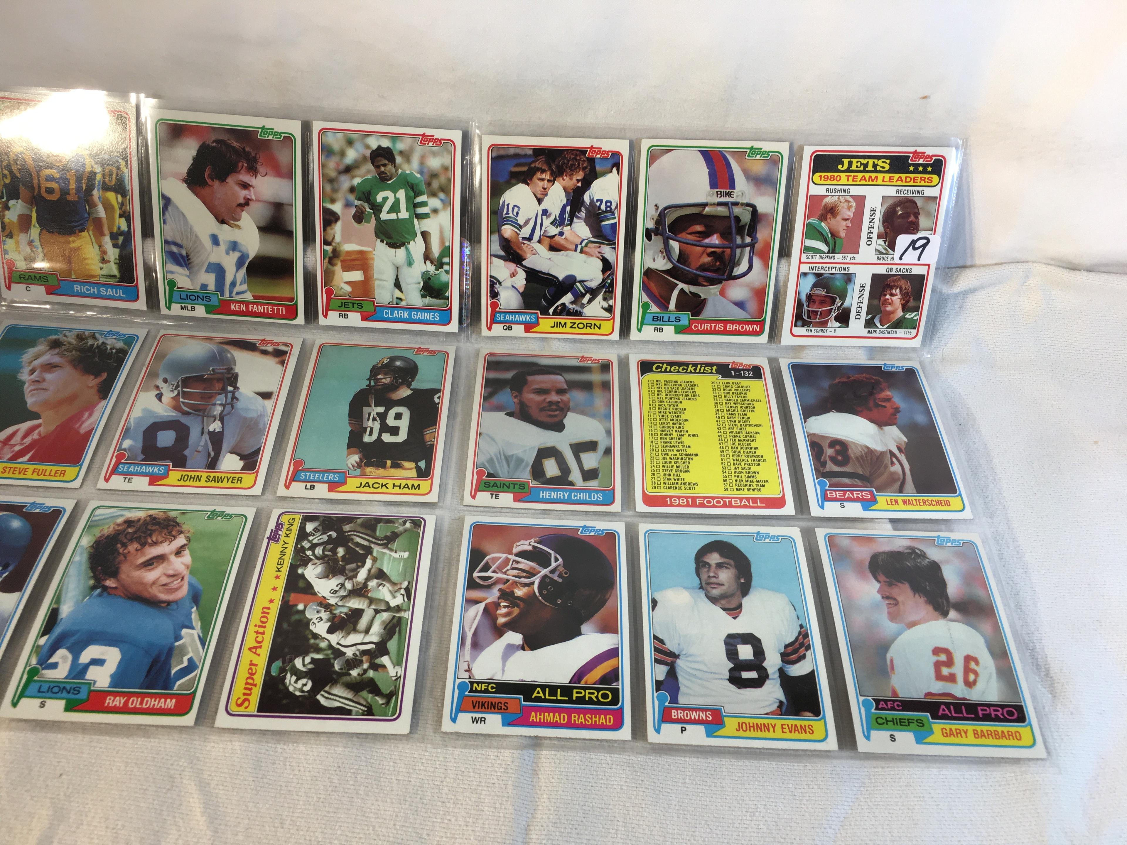 Lot of 18 Pcs Collector Vintage  NFL Football Sport Trading Assorted Cards & Players - See Photos