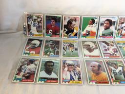 Lot of 18 Pcs Collector Vintage  NFL Football Sport Trading Assorted Cards & Players - See Photos