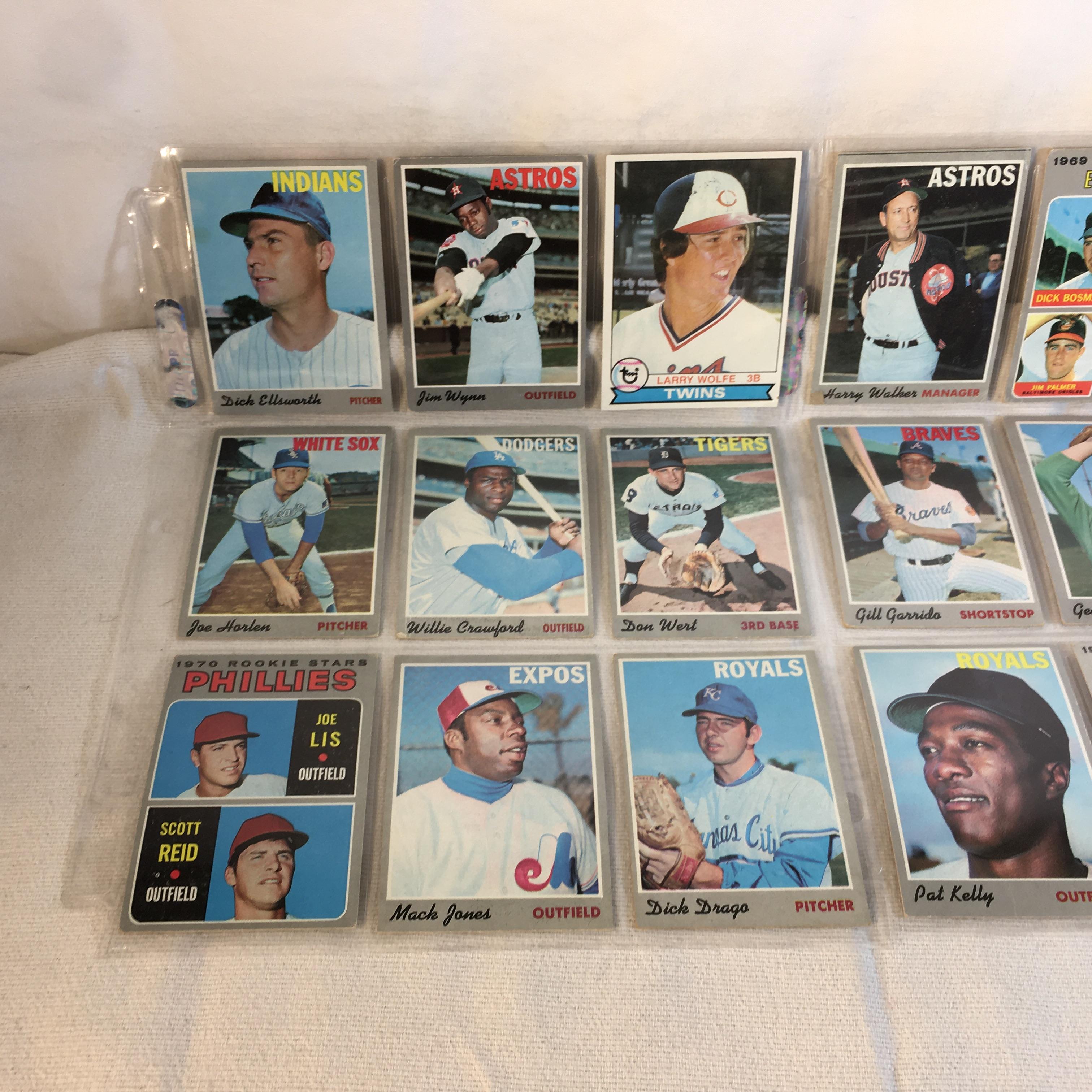 Lot of 18 Pcs Collector Vintage  MLB Baseball  Sport Trading Assorted Cards & Players - See Photos