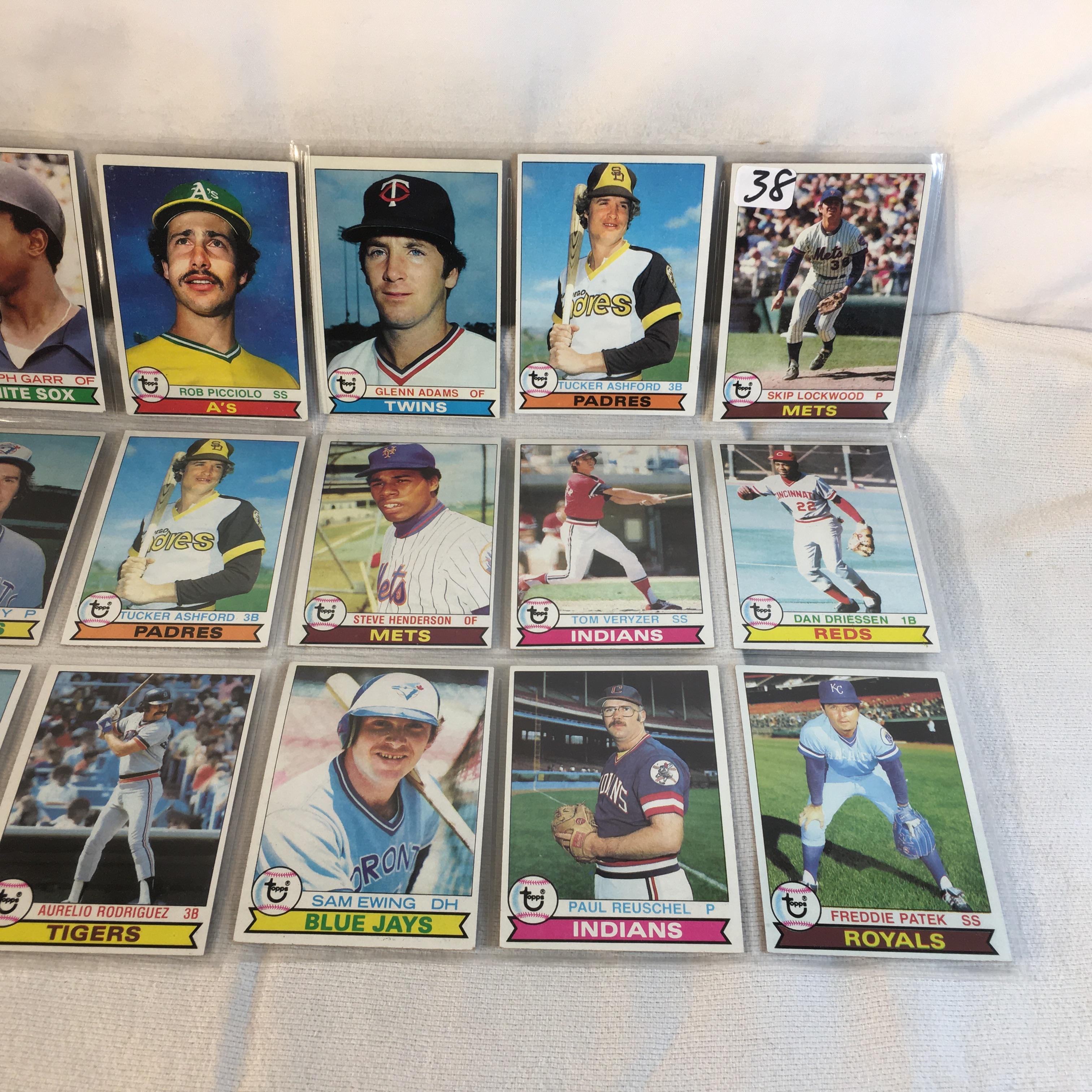 Lot of 18 Pcs Collector Vintage  MLB Baseball  Sport Trading Assorted Cards & Players - See Photos