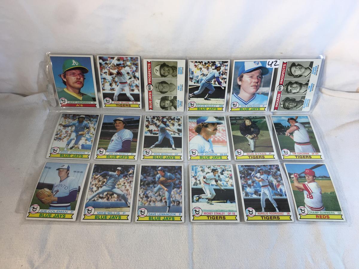 Lot of 18 Pcs Collector Vintage  MLB Baseball  Sport Trading Assorted Cards & Players - See Photos