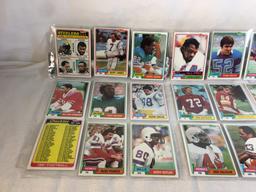 Lot of 18 Pcs Collector Vintage  NFL Football Sport Trading Assorted Cards & Players - See Photos