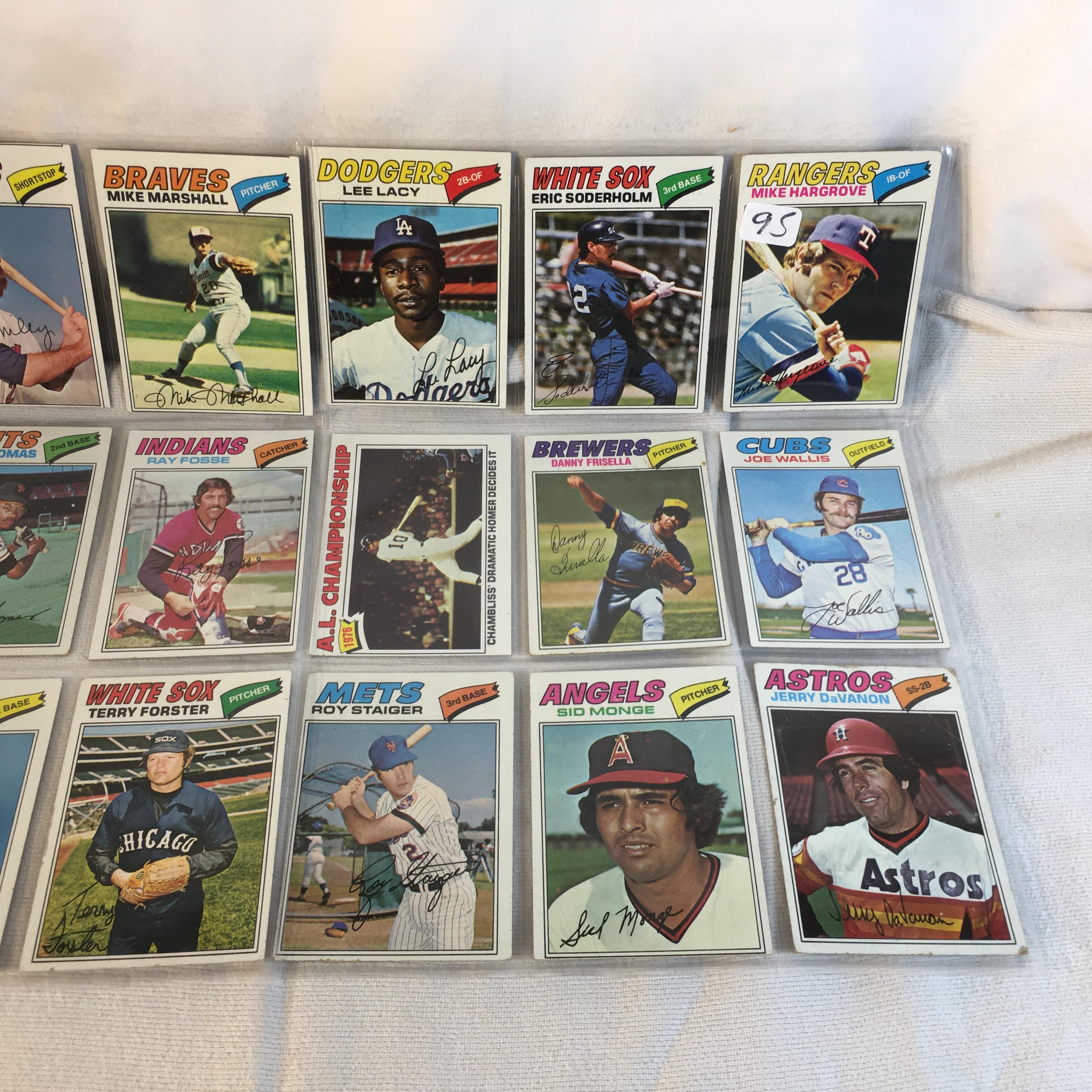 Lot of 18 Pcs Collector Vintage  MLB Baseball  Sport Trading Assorted Cards & Players - See Photos