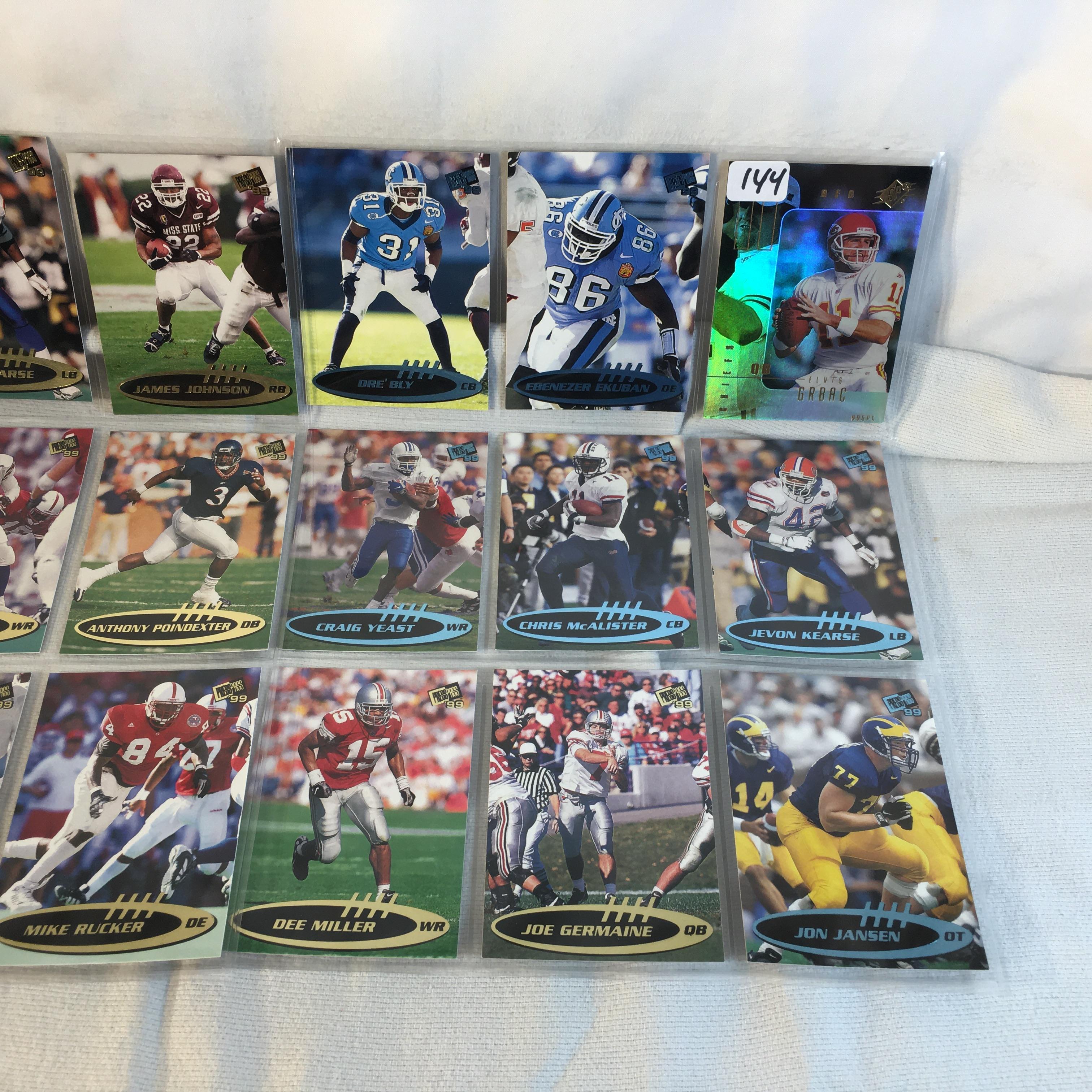 Lot of 18 Pcs Collector Modern NFL Football Sport Trading Assorted Cards and Players -See Pictures