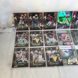 Lot of 18 Pcs Collector Modern NFL Football Sport Trading Assorted Cards and Players -See Pictures