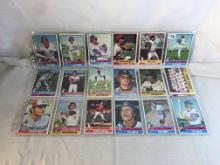 Lot of 18 Pcs Collector Vintage  MLB Baseball  Sport Trading Assorted Cards & Players - See Photos