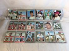 Lot of 18 Pcs Collector Vintage  MLB Baseball  Sport Trading Assorted Cards & Players - See Photos