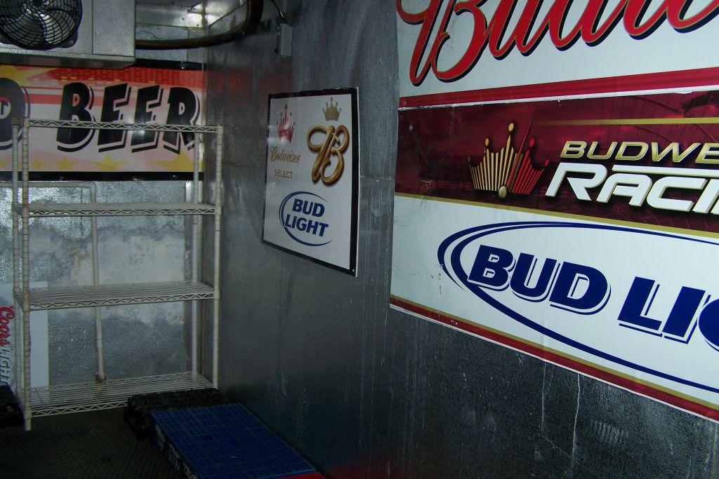 CHANDLER 2 FAN EXTERIOR WALK IN COOLER, APPROX 10' X 16'