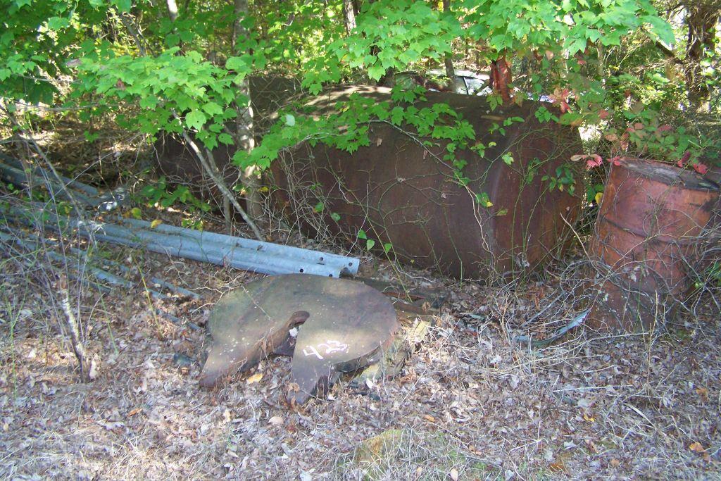 SEMI FIFTH WHEEL HITCH AND SCRAP AND ROTARY CUTTER