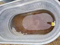 UNIVERSAL GALV WATER TROUGH APPROX 100 GAL
