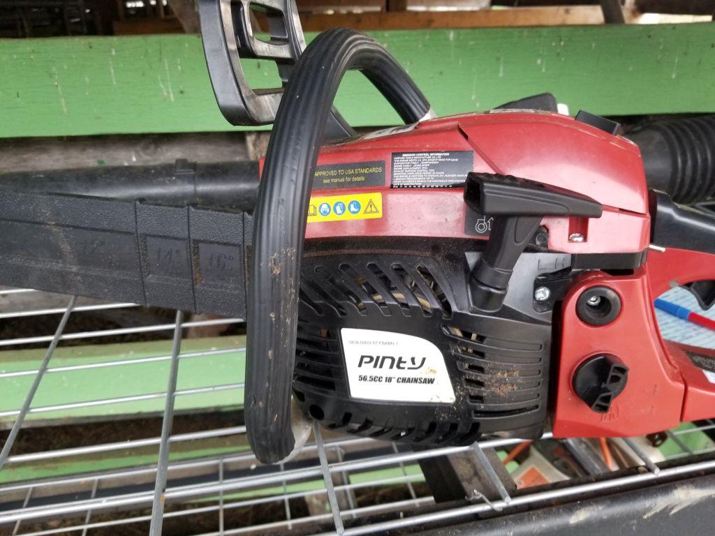 PINEY 56.5 CC 18" CHAINSAW, SELLER SAYS IT RUNS