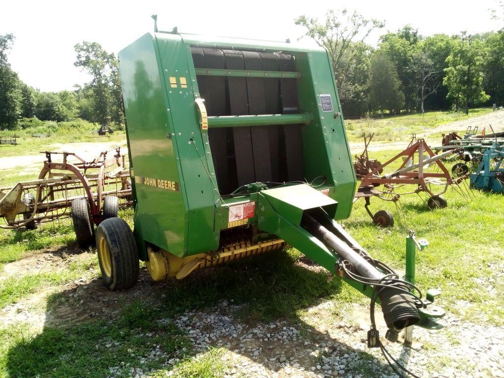 JOHN DEERE 335 ROUND BALER, S: 00335X929090SELLER USED IN THE FALL 2022 HAY