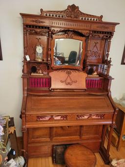 ADLER PEDAL ORGAN, SELLS ABSOLUTE-ROBERTS ESTATE-PICKUP IN WHITWELL, TN ON