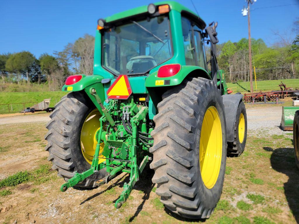 2003 JOHN DEERE 6420 CAB TRACTOR, 4WD, W/ JOHN DEERE 640 LOADER, HOURS SHOW