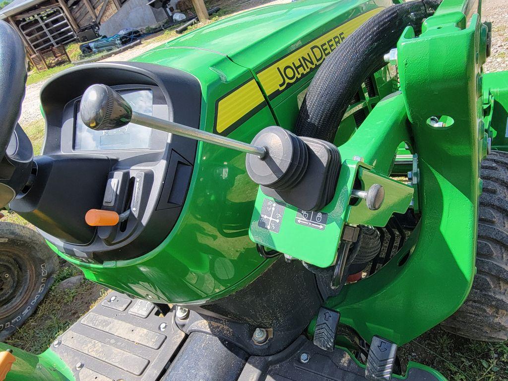 JOHN DEERE 3025E TRACTOR WITH JOHN DEERE 300 FRONT END LOADER AND BUCKET, R