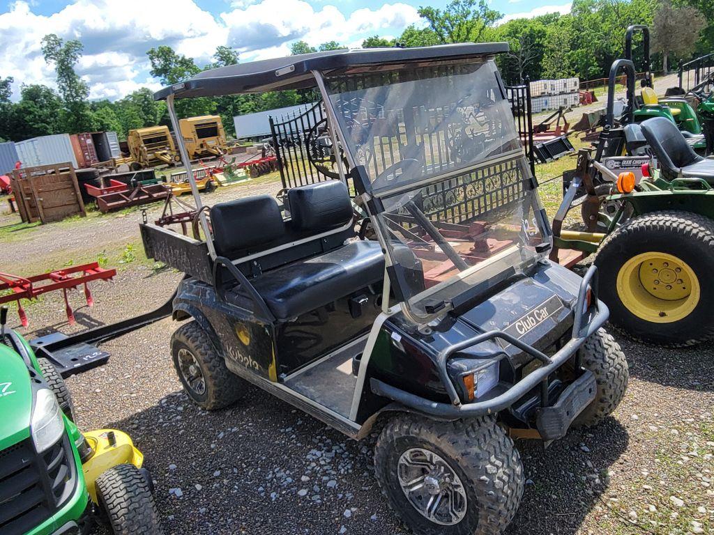 KUBOTA ELECTRIC GOLF CART, RUNS/DRIVES, HAS CHARGER, NO PAPERWORK