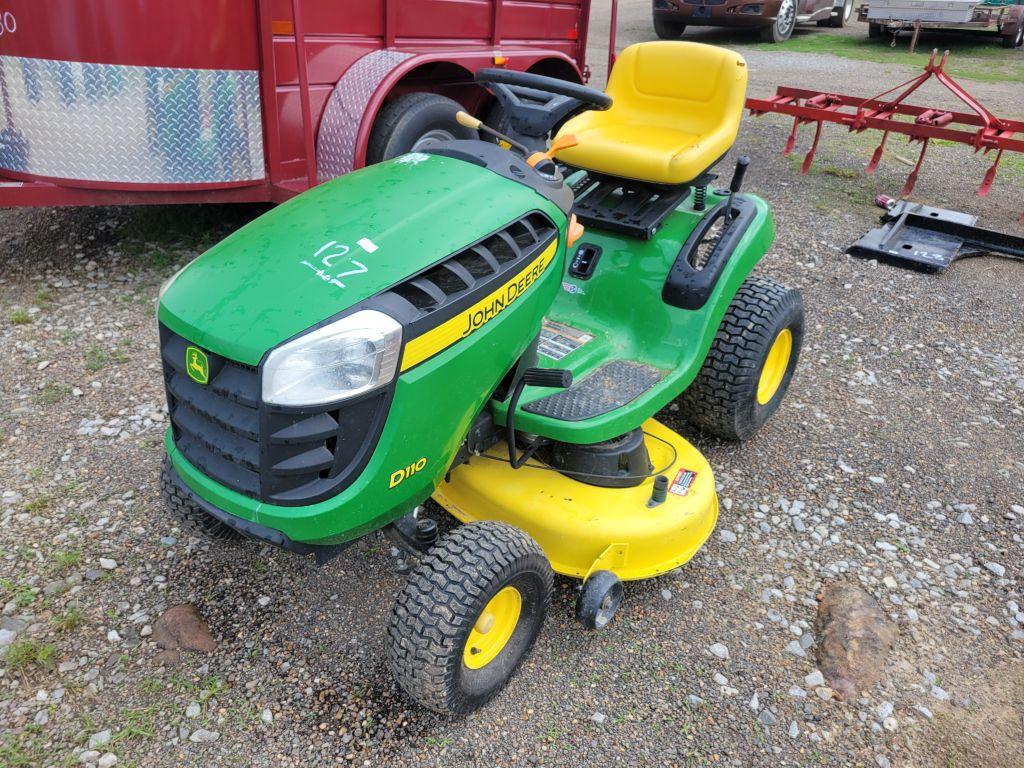 JOHN DEERE 48" RIDING LAWN MOWER, RUNS/MOWS, D110, 30.1 HOURS SHOWING, S:1407227044906