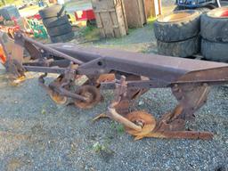 FORD 4 BOTTOM TURNING PLOW