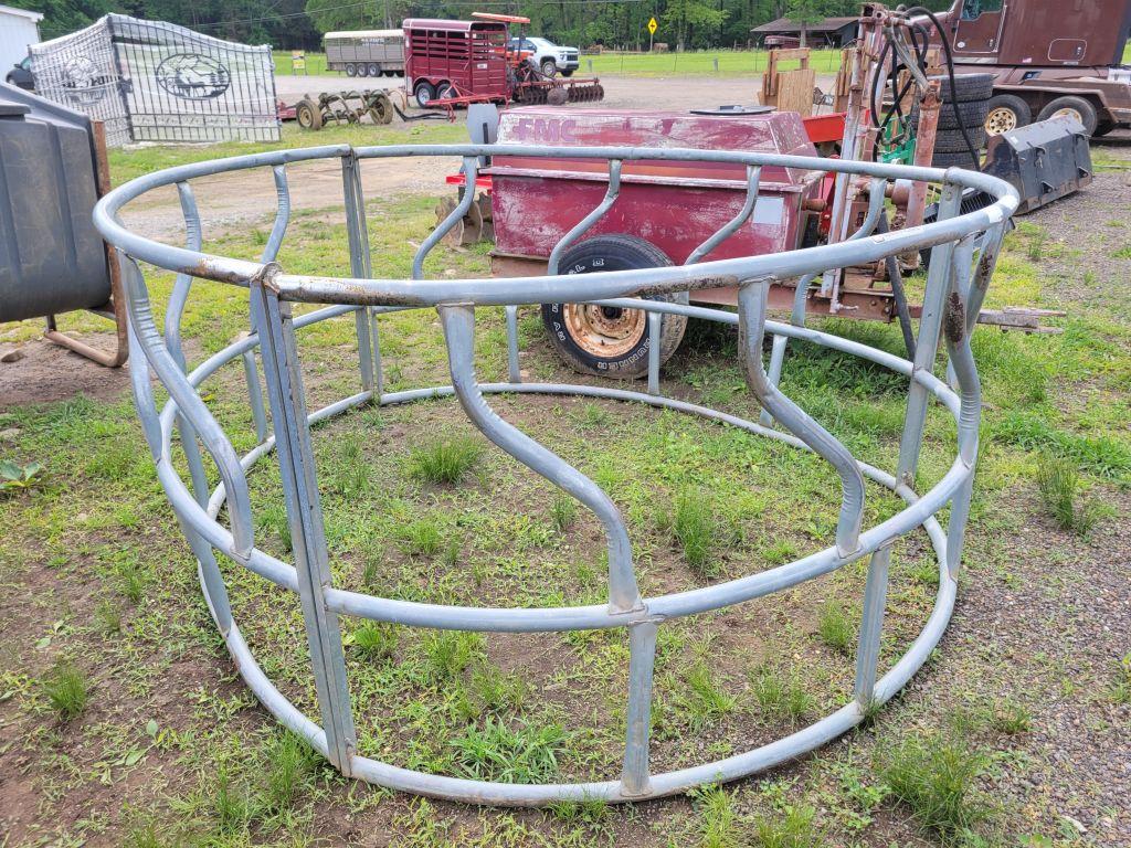 GALVANIZED HAY RING