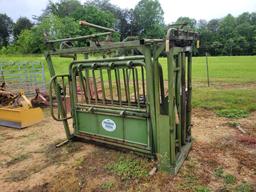 POWDER RIVER CATTLE WORKING CHUTE