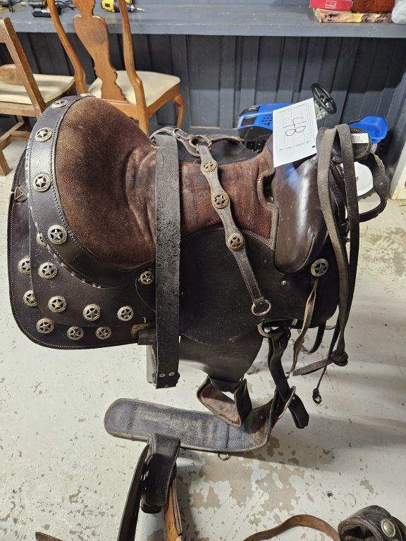 16" SADDLE W/ BREASTCOLLAR AND BRIDLE