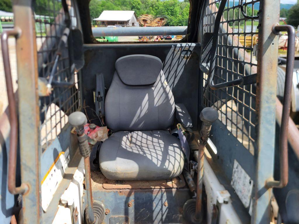 BOBCAT 773 SKID STEER, 1916 HOURS SHOWING, SN:509636620, RUNS/DRIVES