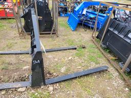 UNUSED MOWER KING 2024 QA 48" PALLET FORKS, **SELLS ABSOLUTE**