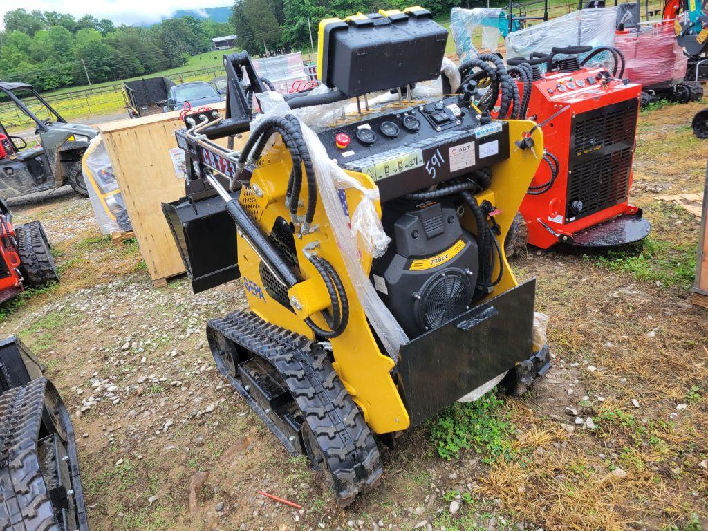 UNUSED AGT 2024 CRT23 23HP MINI SKID STEER, SN:A2401111666, **SELLS ABSOLUT