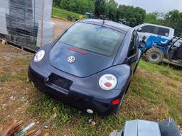 2000 VOLKSWAGON BEATLE, CRANKS BUT NEEDS ELECTRIC FANS, 5 SPEED, TITLE DELAY, 183,182 MILES SHOWING,