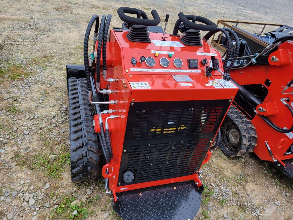 UNUSED 2024 AGT SKID STEER LOADER 23W, LRT23, 23 HP, SN: A231008391, **SELL