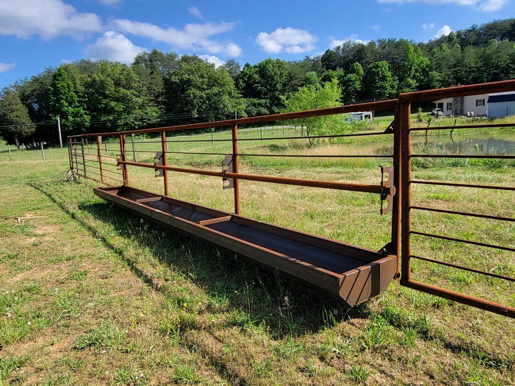 NEW 24' HEAVY DUTY FREE STANDING PANEL BUNK FEEDER, 2 5/8 PIPE FRAME, 10 GA