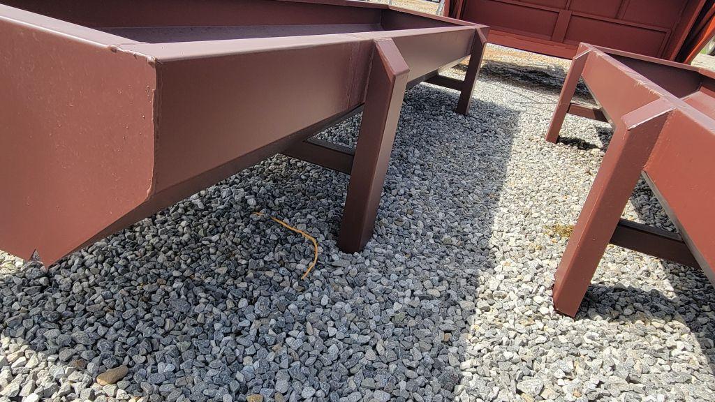 NEW 10' RED METAL FEED BUNK